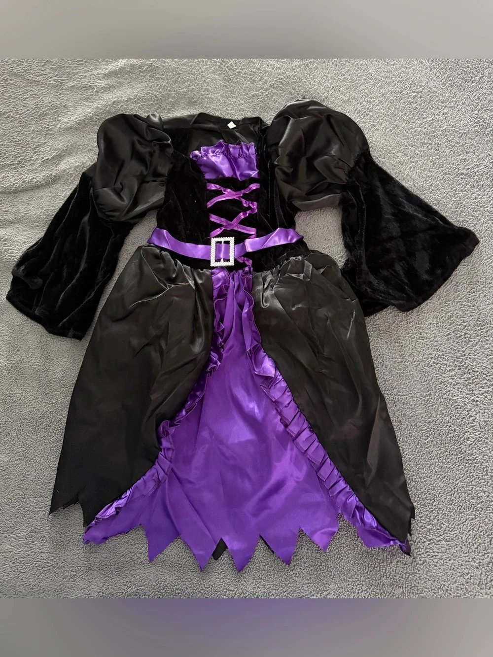 Girls' Purple & Black Witch Costume with Hat NWT Size M
